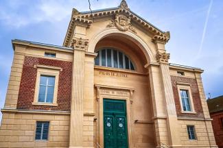 Facade du tribunal de Vervins
