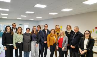 Les élus et l’équipe de la PMI de Château-Thierry ©CD02