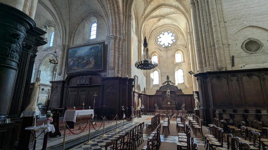 Abbaye Saint-Martin nef 2025 < Laon < Aisne < Hauts-de-France